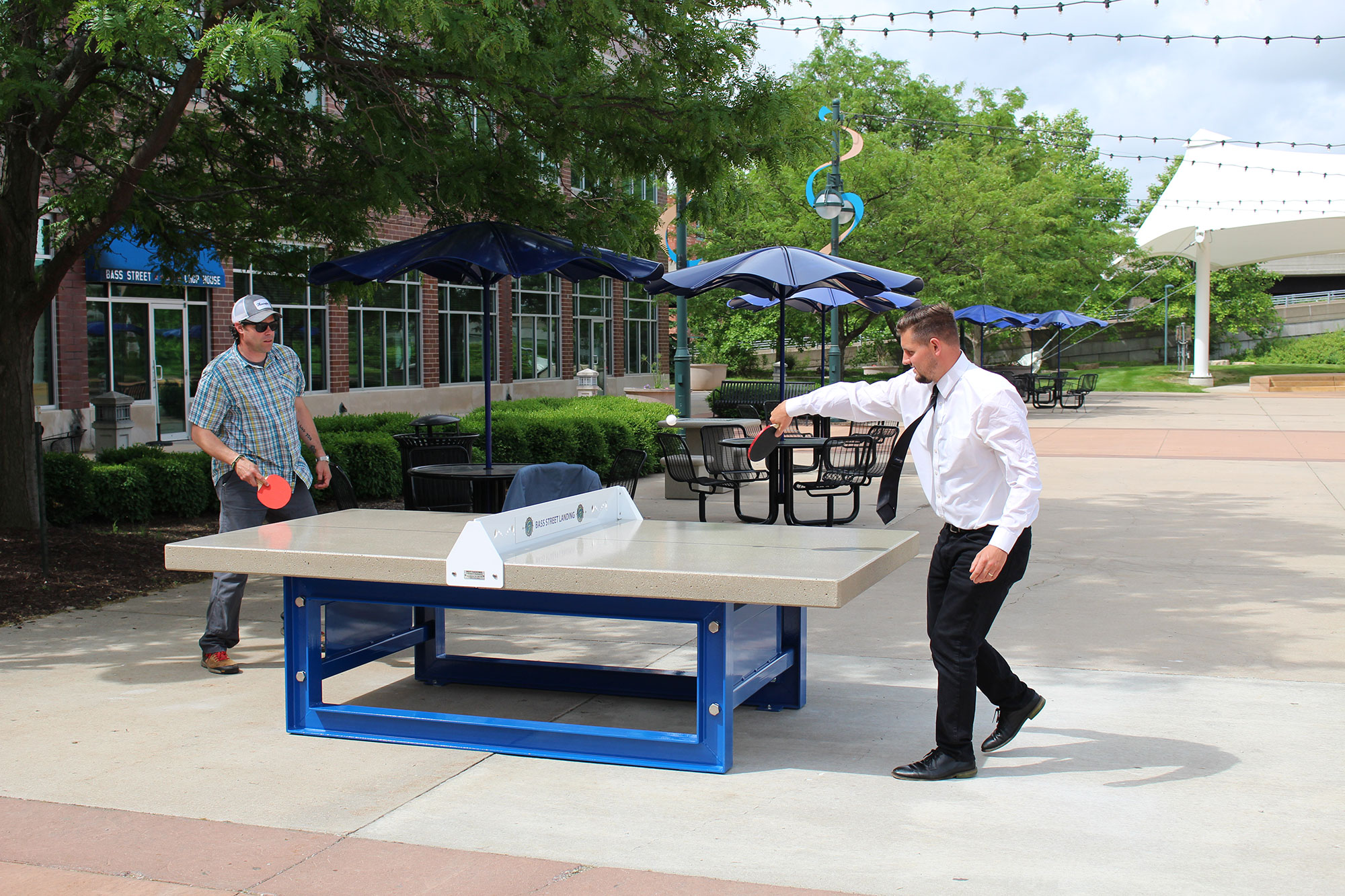 Outdoor Concrete Table Tennis/ping pong table with steel base